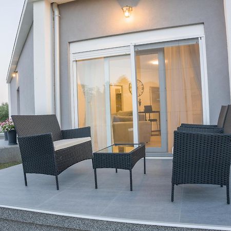 Apartmani Toni Drniš Extérieur photo