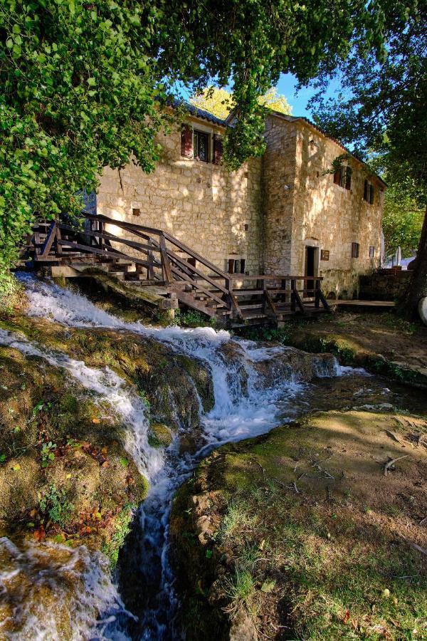 Apartmani Toni Drniš Extérieur photo