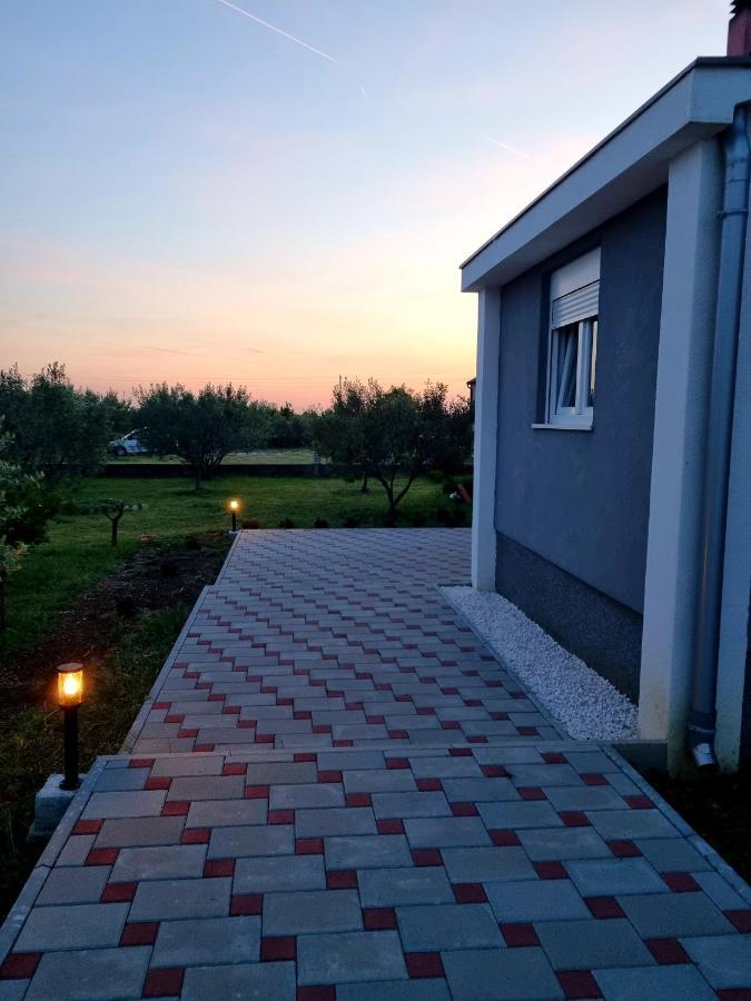 Apartmani Toni Drniš Extérieur photo