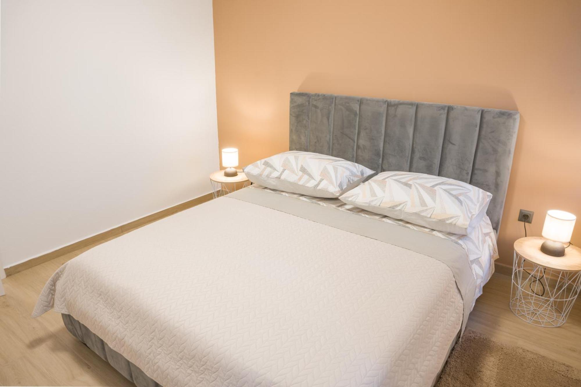 Apartmani Toni Drniš Extérieur photo